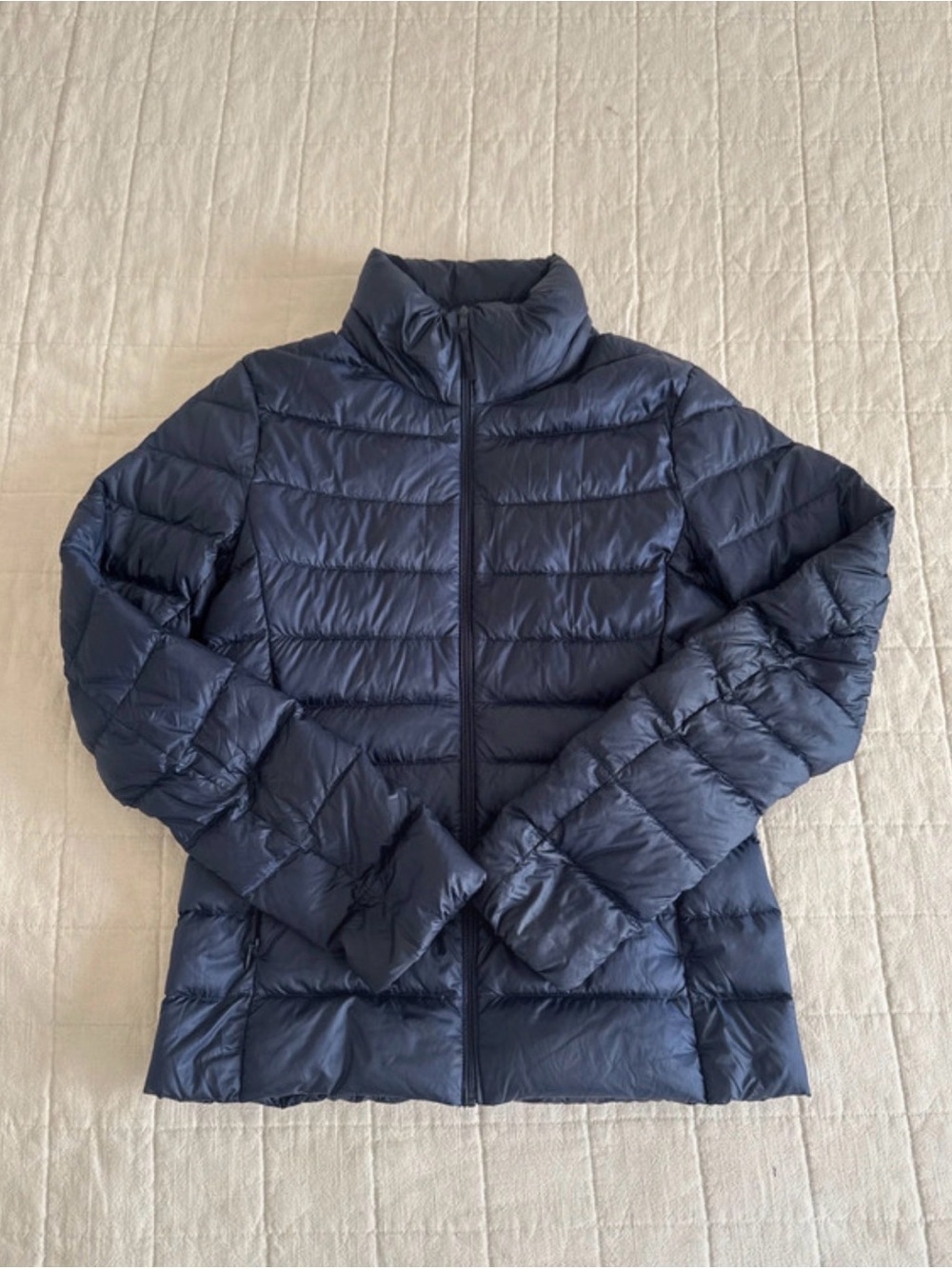 Uniqlo Navy Lightweight Packable Puffer Jacket